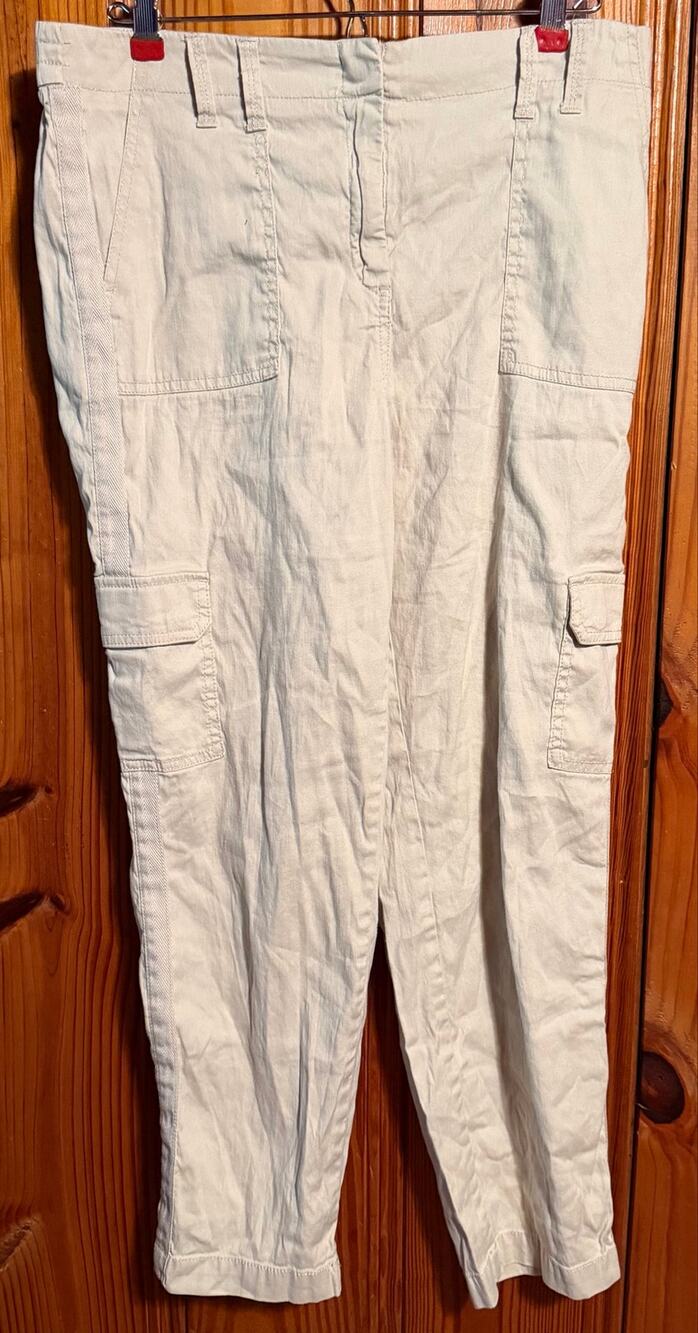 Chico’s Women’s Khaki Cargo Pants Cropped Linen Blend Size 1/ 8